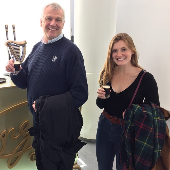 Meet your Posher, Nicole - Picture 3 of 3